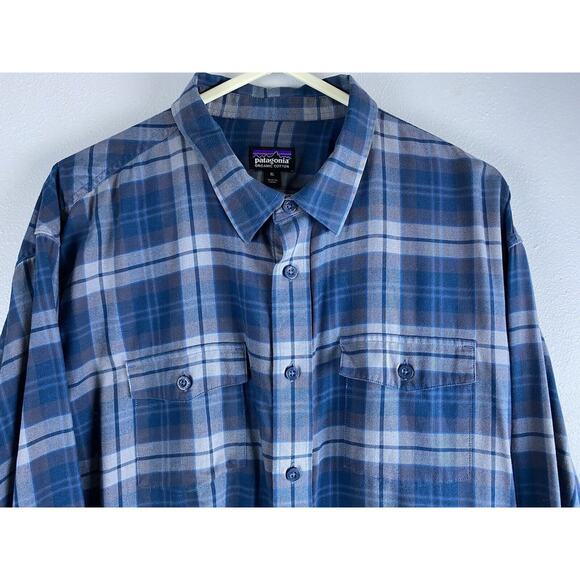 Patagonia Men's XL Blue Plaid Common Threads Organic Cotton Long Sleeve Pckts - Picture 2 of 10